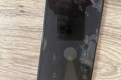 Конфісковане майно за рішенням суду: телефон "Samsung" GALAXY A1, б/в, робочий стан не перевірявся