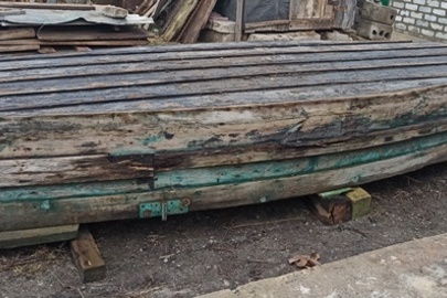 Дерев'яний човен, 1 од., б/в