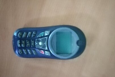 Мобільний телефон марки "Motorola", б/в