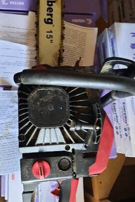 Конфісковане майно за рішенням суду: бензопила Vitals, б/в, стан невідомий