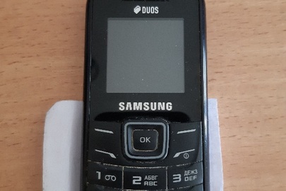 Мобільний телефон, марки "Samsung", моделі GT-E1202, IMEI: 356203/05/539467/0, IMEI: 356203/05/539467/8, серійний номер RV1D72CGDDX, із сім карткою мобільного оператора " Київстар"