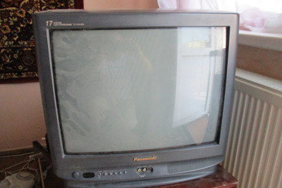 Телевізор Panasonic, модель ТС - 21S10R2, серійний № МЕ6410905, чорного кольору, Б/К, робочий стан не перевірявся