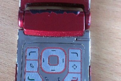 Мобільний телефон марки Nokia N76, червоного кольору, ІМЕІ356262/01/766603/9