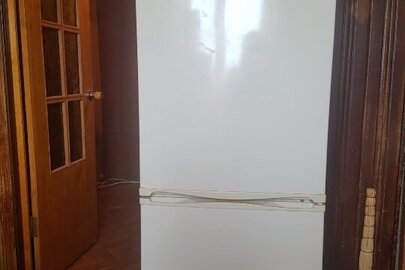 Холодильник марки Snaige, білого кольору, Б/У