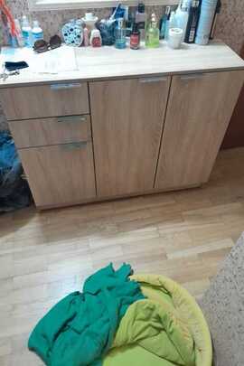Комод, світлого кольору, б/в
