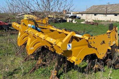 Глибокорозпушувач Alpego, модель Super craKer KF 9-400 ( в комплекті: каток, «крила розрихлювачі») 2017 року випуску, заводський номер 000040112