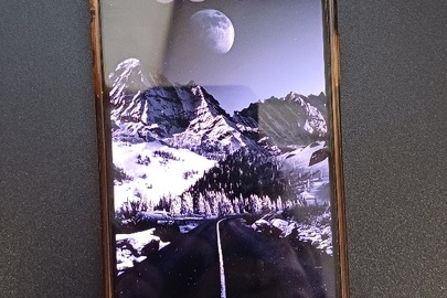 Конфісковане майно за рішенням суду, телефон марки «Apple «iPhone» imei 1:3543 2129 8505 761, imei 2: 3543 2129 9706 889, б/в