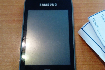 Мобільний телефон «Samsung» чорного кольору, б/в