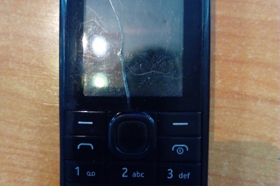 Мобільний телефон «Nokia» чорного кольору, б/в