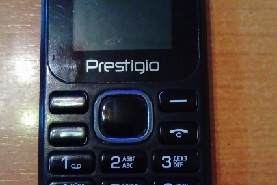 Мобільний телефон «Prestigio» б/в