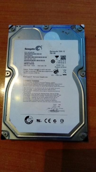 Жорсткий диск Seagate 750 GB
