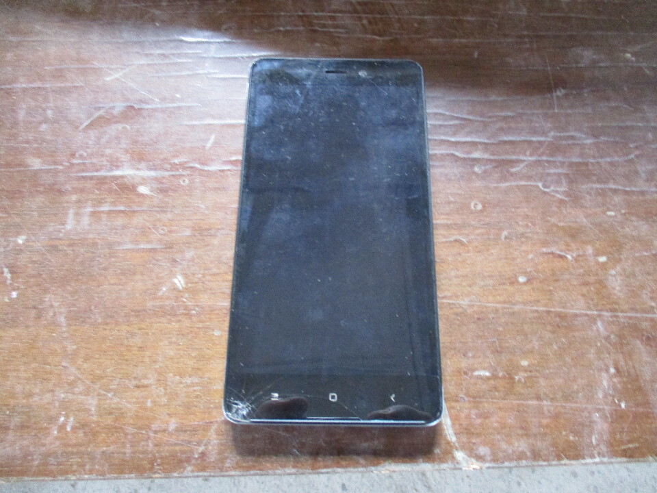 Мобільний телефон «Xiaomi Redmi 3 S» б/в