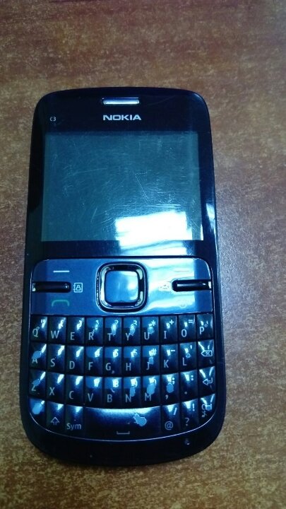 Мобільний телефон марки «Nokia С3-00», б/в, робочий стан невідомий