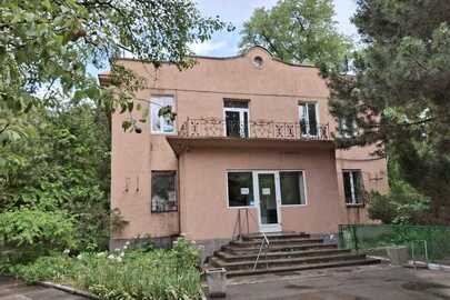 6056/10000 комплексу будівель та споруд, РНОНМ 1312649612110, що знаходиться за адресою: Дніпропетровська обл., м. Кривий Ріг, вулиця Бородича Леоніда, будинок 7