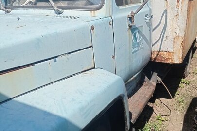 Вантажний автомобіль ГАЗ 3307, ДНЗ 04619НР, 1993 р. в., синього кольору, кузов № ХТН330730Р1479358