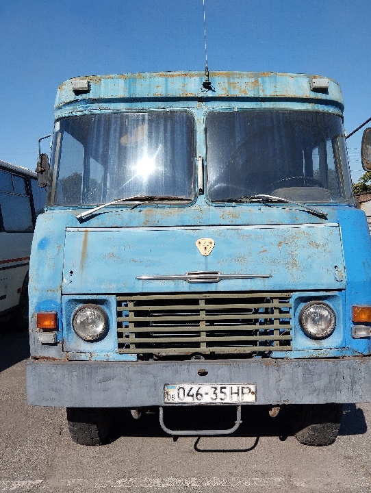 Автобус пасажирський марка ГАЗ модель 53 ТС 3965, 1995 р.в., синього кольору, ДНЗ 04635НР, ідентифікаційний номер шасі ( кузова,рами) 1610884