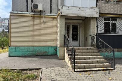 Нежиле приміщення № 2, загальною площею – 50,4 кв. м., що розташоване за адресою: м. Запоріжжя, вул. Червона, буд. 3