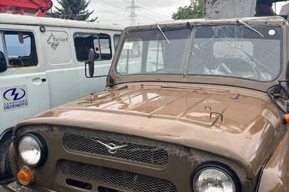 Легковий автомобіль УАЗ-31512, 1992 р.в., ДНЗ 10743НР, зеленого кольору, номер шасі № 315120N03650998967