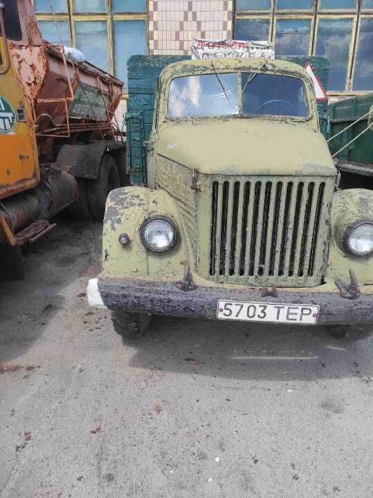 Транспортний засіб ГАЗ-51, 1955 р.в., номер кузову 733882, реєстраційний номер 5703ТЕР, колір - зелений