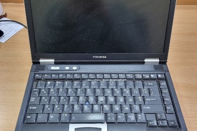 Ноутбук марки "Toshiba", модель "PTM20E-4MP12-GR", S/N: 94683642G, б/в, ноутбук вмикається, зарядний пристрій наявний