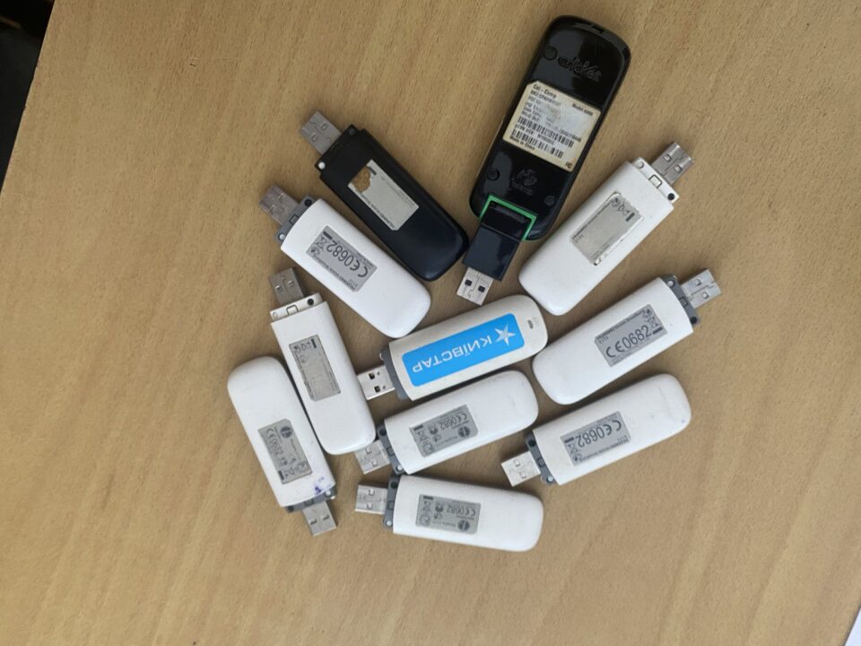 USB-моде́м (3G-модем), 11 шт., б/в