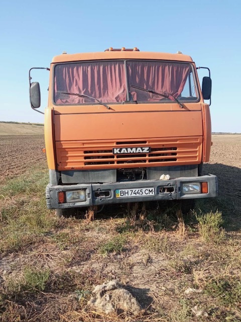 Вантажний автомобіль марки КАМАЗ, модель 53215, ДНЗ ВН7445СМ, 2006 року випуску, номер кузову: XTC53215R62260350