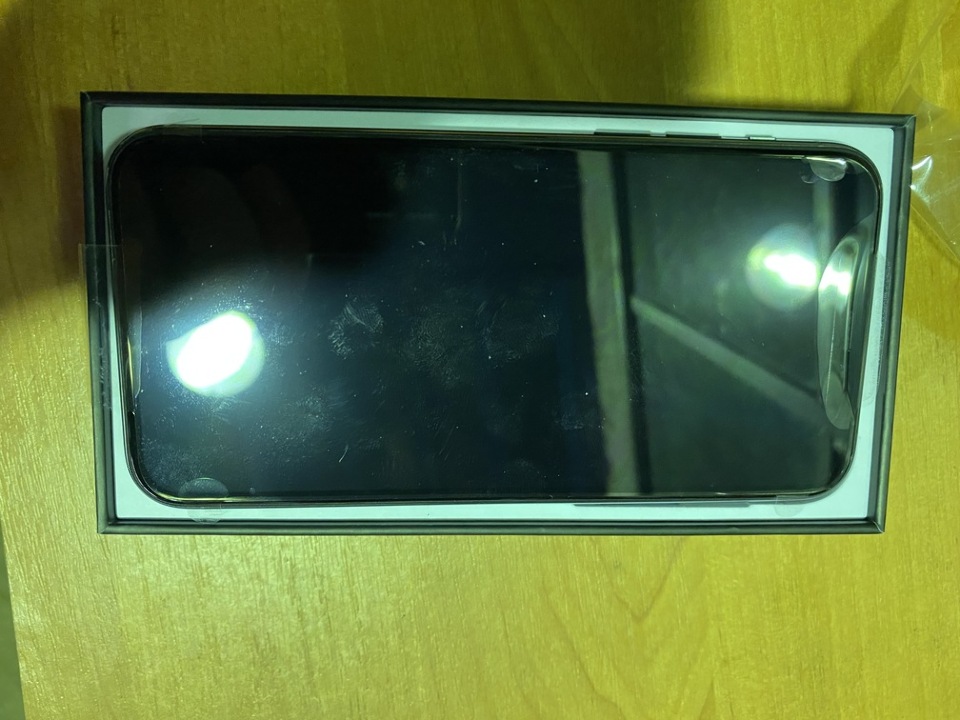 Мобільний телефон т.м. “Apple IPhone 11 Pro Max- 64GB. Мodel A2160- 2 шт.