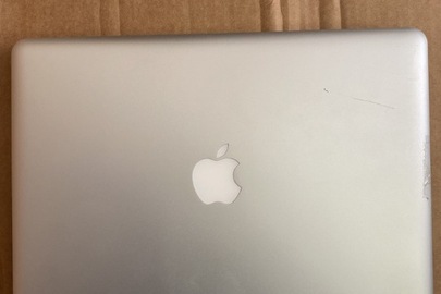 Ноутбук “Apple MacBook Pro”, model A1278, роутер “Apple AirPort Extreme 802.1 lac”, model A1521