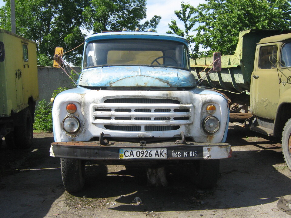 Автогудронатор марки ЗІЛ 130-АГ-3,5, 1987 рік випуску, ДНЗ СА0926АК, номер кузова невідомий