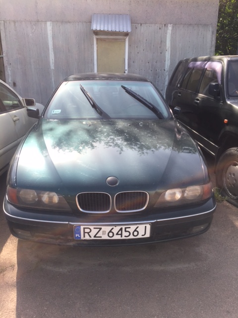 Транспортний засіб BMW 520, 1997 року випуску, ДНЗ: RZ6456J, VIN код: WBADD11040BN24683