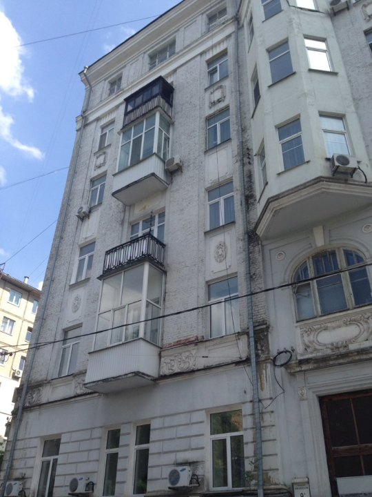 ІПОТЕКА. Трикімнатна квартира № 20, загальною площею 71.10 кв.м., що знаходиться за адресою: м.Київ, пров. Михайлівський, 9