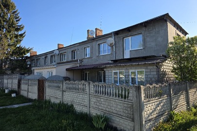 1/5 частини двокімнатної квартири загальною площею 37,7 кв.м., яка знаходиться за адресою: Рівненська обл., Рівненський р., с. Вересневе, вулиця Лесі Українки, будинок 1, квартира 11