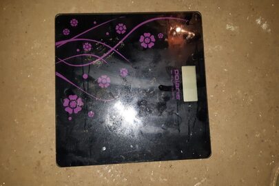 Ваги електронні чорного кольору із фіолетовими візерунками Polaris PWS1523DG