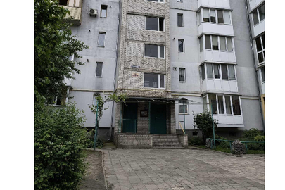 1/3 частки двокімнатної квартири №22 загальною площею 51.2кв.м. за адресою: Житомирська обл., Бердичівський р., м. Бердичів, вул. Чорновола, 15