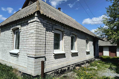 Житловий будинок №133, загальною площею 51.8 кв.м. за адресою: Житомирська обл., Бердичівський (Чуднівський) р., смт. Іванопіль, вул. Берегова 