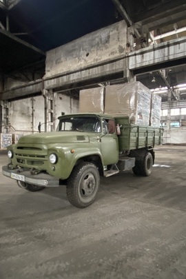 Автомобіль марки ЗИЛ 130 бортовий-С, ДНЗ АМ4096ВЕ, 1969 р.в., зеленого кольору, номер шасі ( кузова/ рами ) 167926/4100G