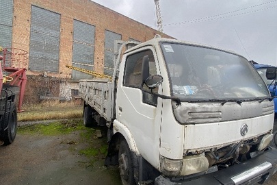 Автомобіль бортовий-С БОГДАН DF40,  державний номер АМ7832ВЕ, 2006 року випуску, білого кольору, номер шасі (кузова, рами) Y6JDF40006J000067