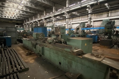 Верстат круглошліфувальний напівавтомат 3М175 , 1983 року введення в експлуатацію, б/в