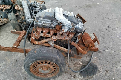 Конфісковане майно за ухвалою суду:мотопомпа кустарного виробництва, технічний стан не перевірявся, б/в