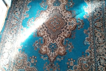 Килим синього кольору, розміром 2x 1 м., б/в 