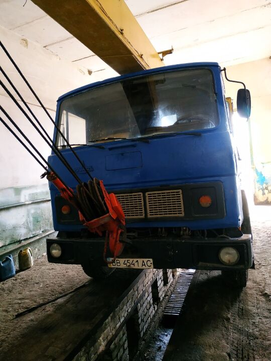 Кран КС 3577 на базі МАЗ 5337 вантажний (автокран 10-20 тт), 1989 р.в., синього кольору,VIN: XTM53370000006538, ДНЗ ВВ4541АС