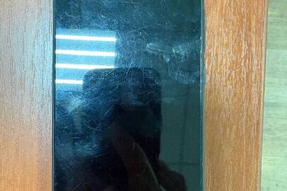 Конфісковане майно за рішенням суду: мобільний телефон Redmi 8, б/в