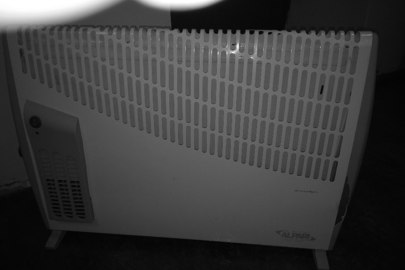 Конвектор електричний "ALPARI" CH 2004 F, білого кольору, з незначними пошкодженнями, б/у