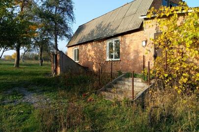 Предмет іпотеки. Житловий будинок з господарськими будівлями та спорудами загальною площею 64,6 кв.м., та земельна ділянка площею 0,2500 га, кад. н. 0520685206:02:003:0102 за адресою: Вінницька обл., Вінницький р-н, с. Щітки, вул. Б. Хмельницького, 41