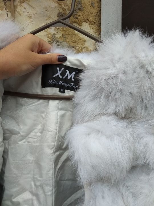 Хутряний виріб - жіноче напівпальто-трансформер, білого кольору, з ярликом 