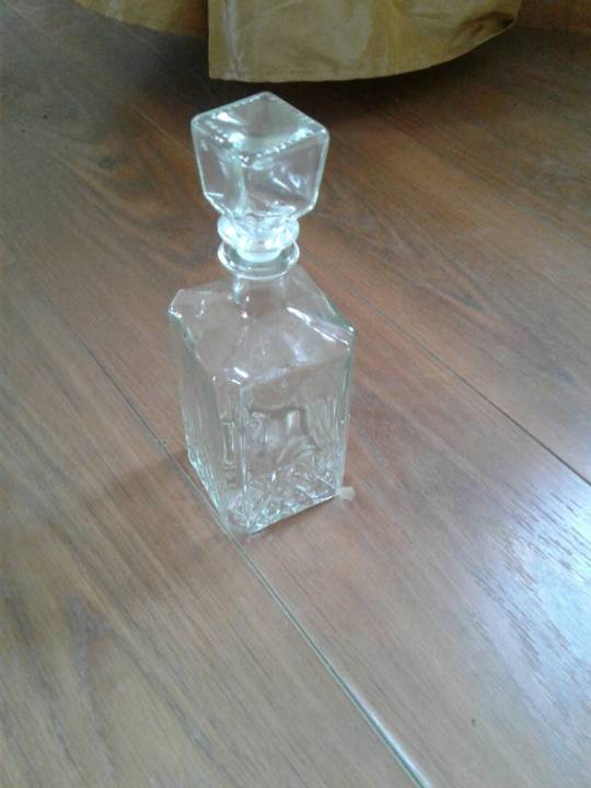 Скляний графин