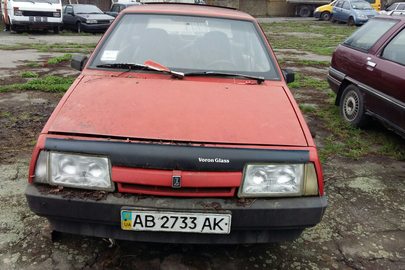 Автомобіль ВАЗ 2109, 1987 року випуску, червоного кольору, № кузова ХТА210900J0226188, ДНЗ АВ2733АК