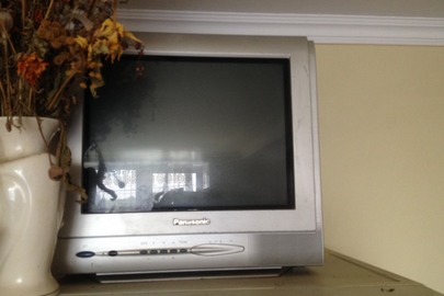 Телевізор Panasonic, сірого кольору, бувший у використанні, -1 шт.