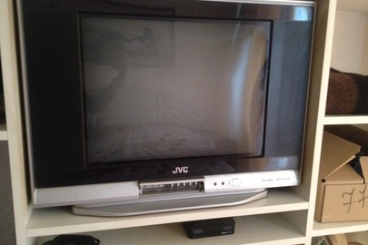 Телевізор JVC Max Bass DVD, сірого кольору, бувший у використанні, -1 шт.