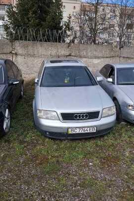 Конфісковане майно за рішенням суду: транспортний засіб марки "AUDI A6", номерний знак ВС7764ЕВ, рік випуску не встановлено, ідентифікаційний номер WAUZZZ4BZYN139924 ( підроблений) 